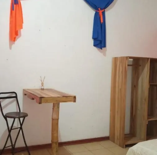 Hostal Balbos *