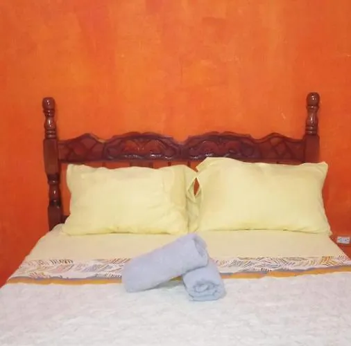 Hostal Balbos *